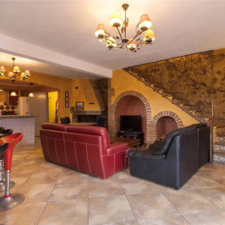 Tour Catalane Дом отдыха Ий-сюр-Те