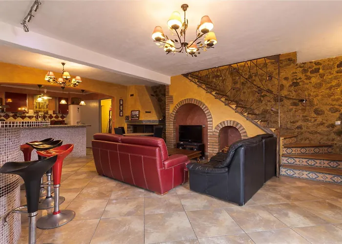 Tour Catalane Дом отдыха Ий-сюр-Те